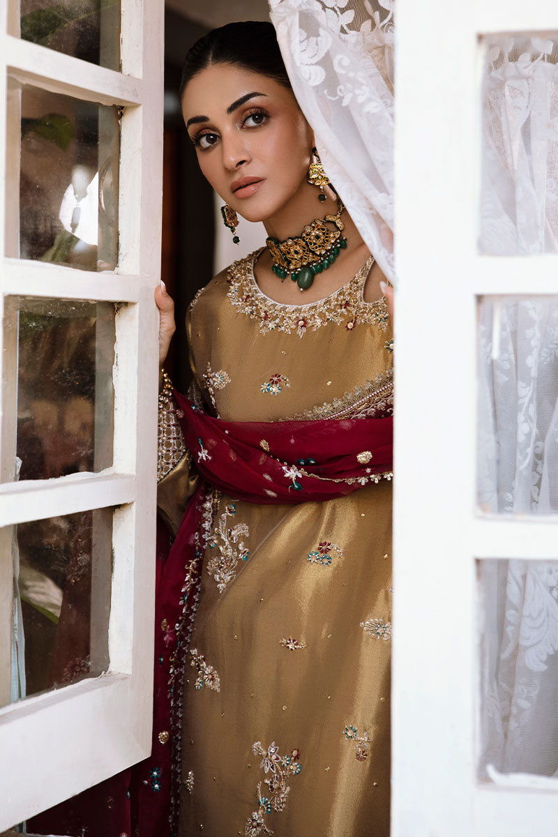 Zaisha — Sunehri tobacco gold zarri silk suit with gold threading and red dupatta