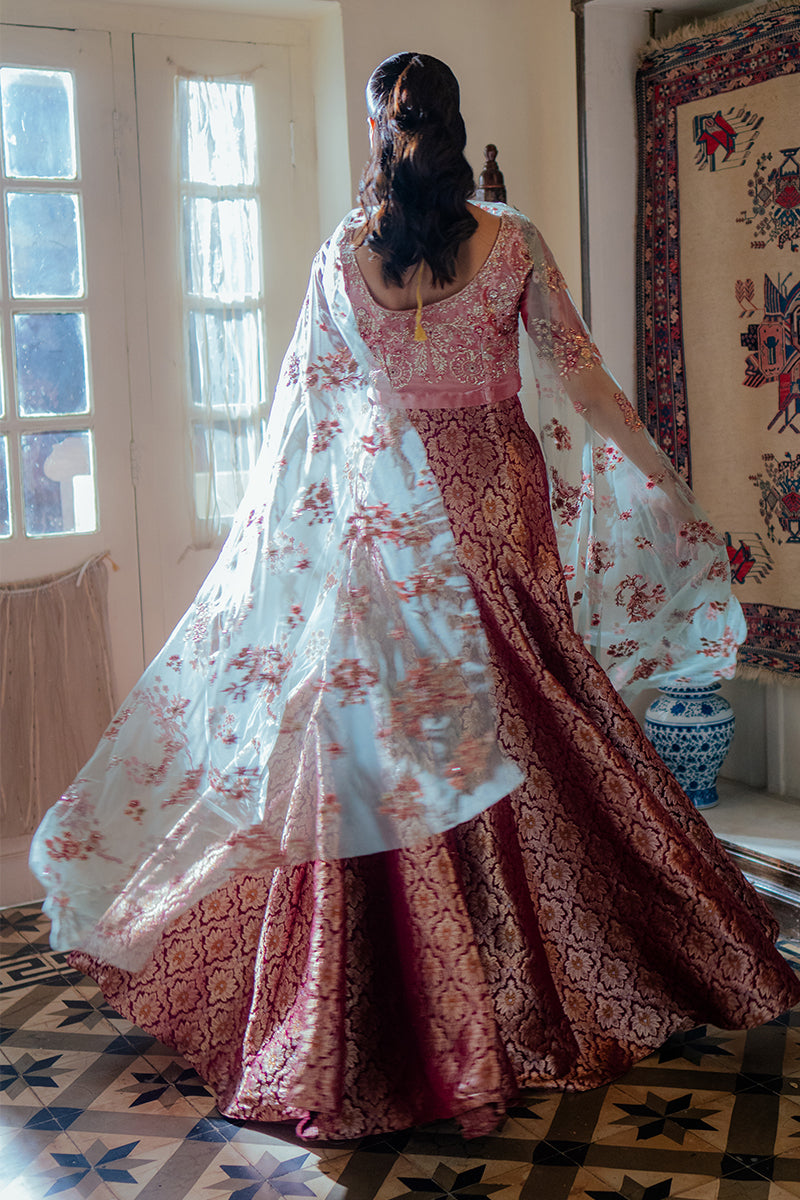 Rushna — Sunehri pink embroidered satin zari lehenga with kasab net dupatta