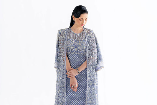 Why Pakistani Luxury Pret Suits Are the Perfect Choice for Modern Women in the US