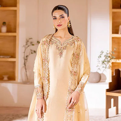 Luxury Pret Collection