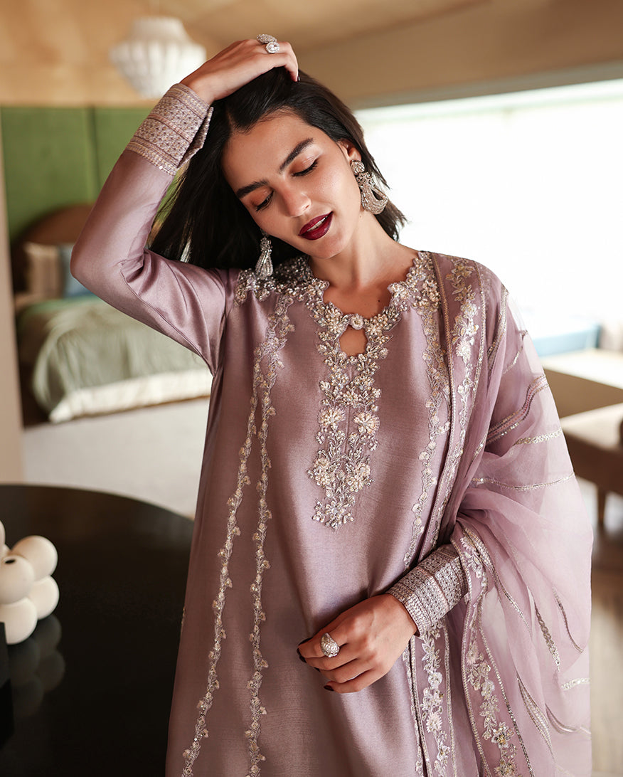 Close-up of neckline and cuff embroidery on dusty mauve luxury pret suit, Zarminay collection